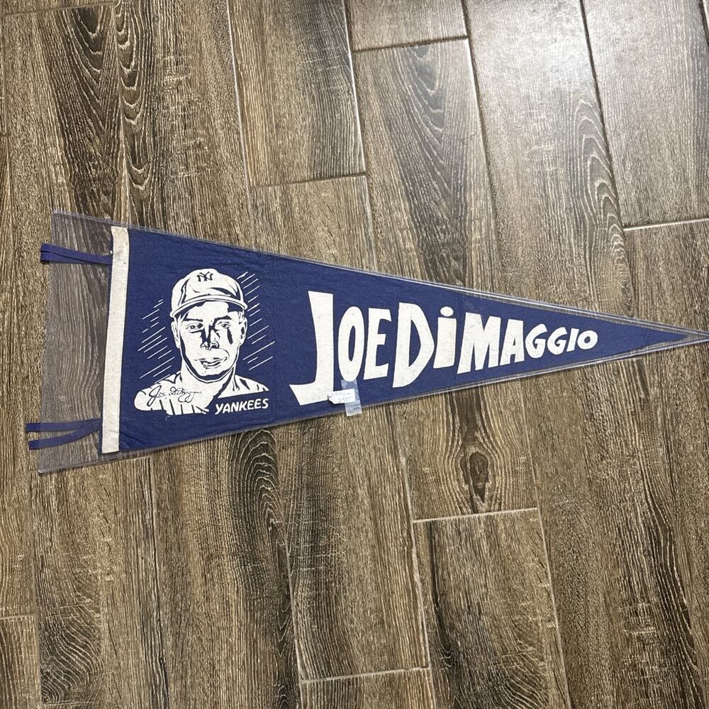 Vintage 1940's rare Joe DiMaggio N.Y. Yankees Blue Felt Pennant – Original